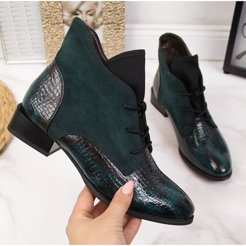 Damenstiefel isoliert Öko-Schlangenleder grün Jezzi 2