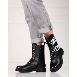 Schwarze Damentaschen 1