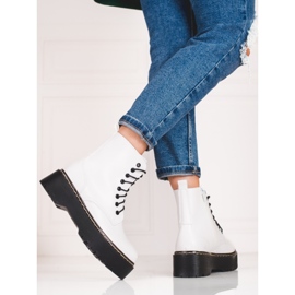 Weiße Shelovet-Damentaschen auf der Plattform geschnürt 2