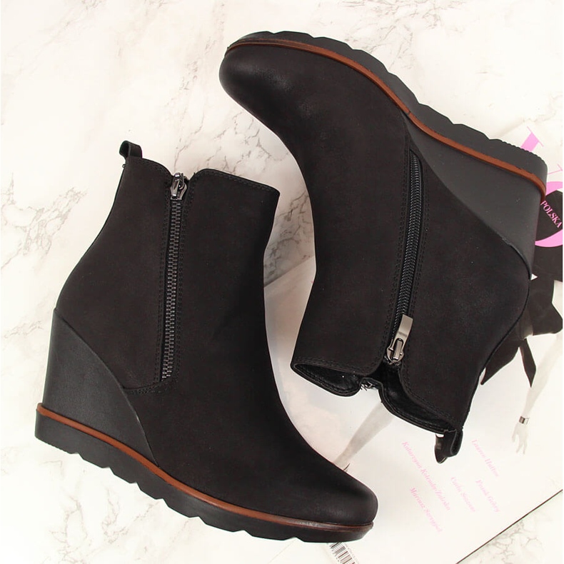 Schwarze, isolierte Sneaker von Filippo in Schwarz 2