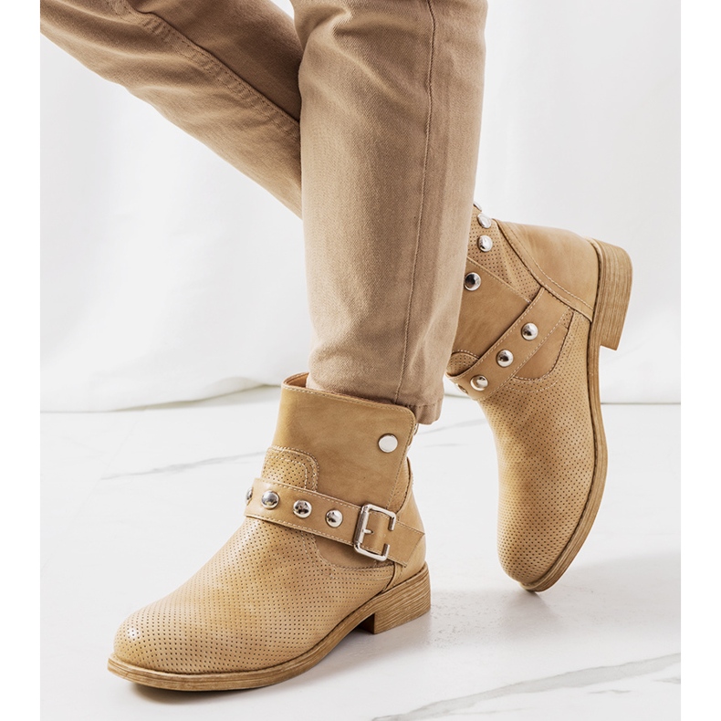 PA1 Beige Punchs-Stiefel 1