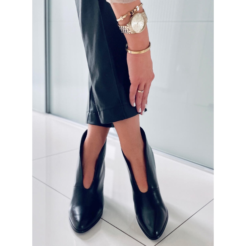 PA1 Schneiden Sie Doris Black High Heels aus schwarz 1