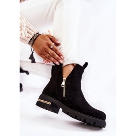 PG1 Schwarze Klarissa Wildlederstiefeletten mit Ausschnitten 1