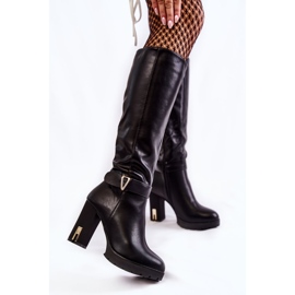 PG1 Klassische schwarze Kornelli-Lederstiefel auf einer Stange 2