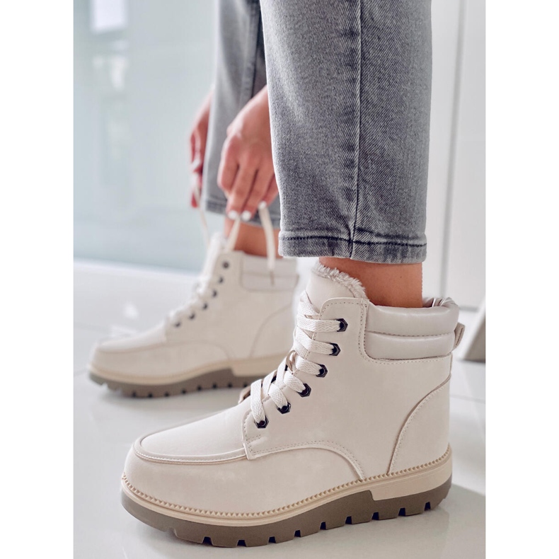 BM Isolierte Stiefel Germano Beige 1