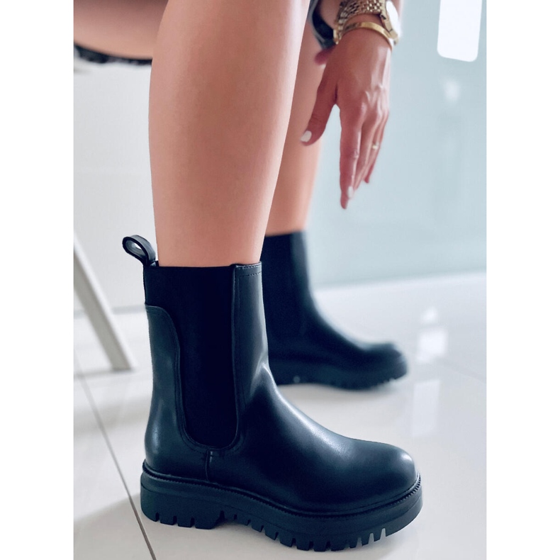 BM Hohe Chelsea-Stiefel Erde Schwarz 1