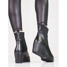 Slip-On-Stiefel auf dem Shelovet-Keil schwarz 1