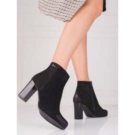 Schwarze Damenstiefel auf einem hohen Shelovet-Pfosten 1