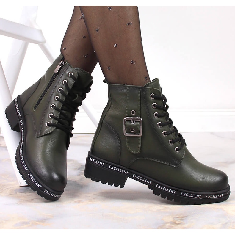 Grüne warme Damenstiefel von T.Sokolski 1