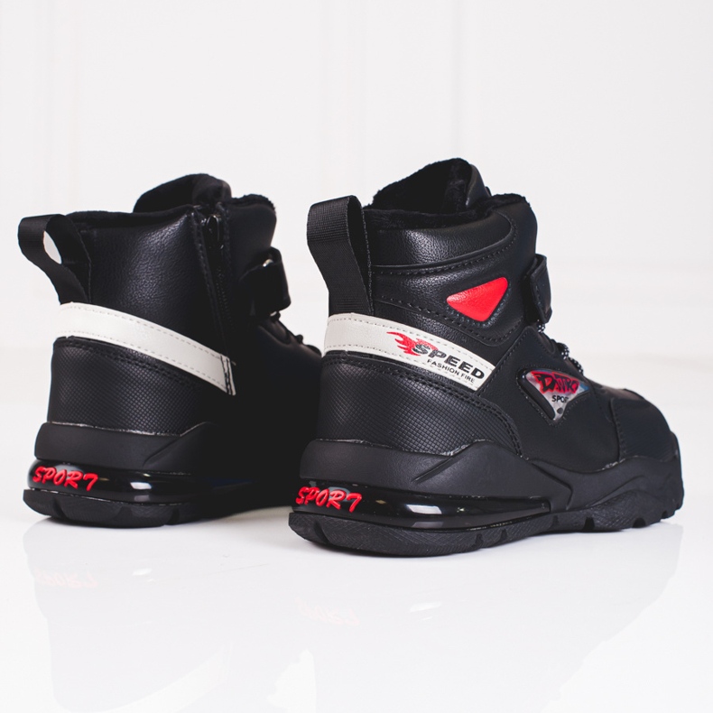 Isolierte schwarze Schnürstiefeletten für Jungen 2