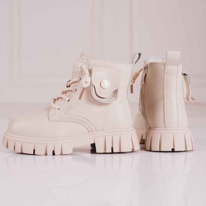 Beige Mädchenstiefel mit Shelovet-Tasche 1