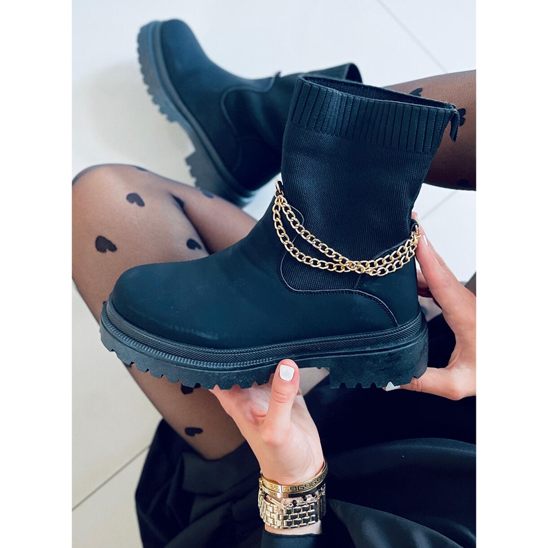 PA1 Stiefel mit einem flexiblen Obermaterial aus Jesse Black schwarz 2