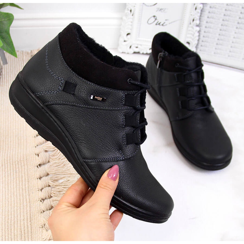 Isolierte Damenstiefel aus schwarzem Leder Helios 521 2