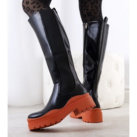 PA1 Schwarze Boots auf bunter Pura-Sohle 1