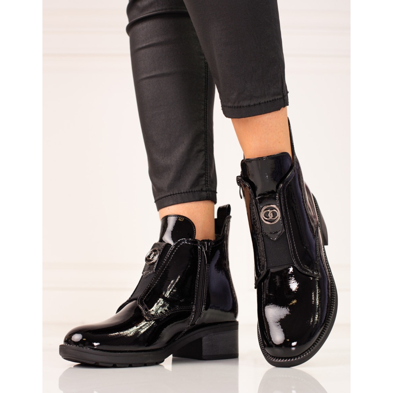 Damen-Stiefeletten aus Lackleder mit flachem Absatz schwarz 1