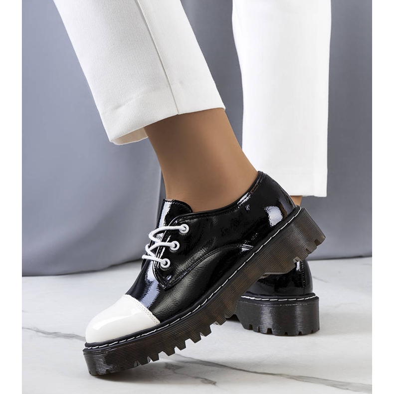 PA1 Schwarz lackierte Cardin Schuhe weiß 2