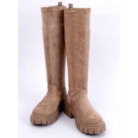 BM Wildlederstiefel mit einer dicken Sohle in Cards Khaki 1