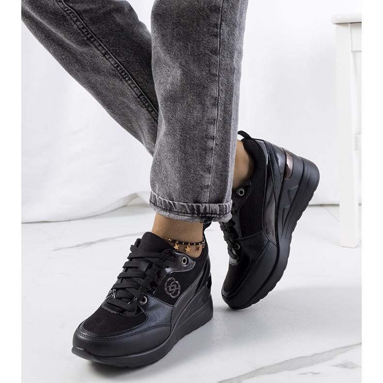 PA1 Schwarze Turnschuhe von Didiana 1