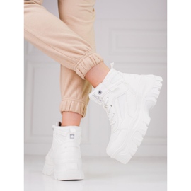 Trapperinnen für Frauen auf der Plattform Big Star KK274369 weiß 2