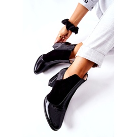 Damen Lederstiefel auf schwarzem Absatz 1