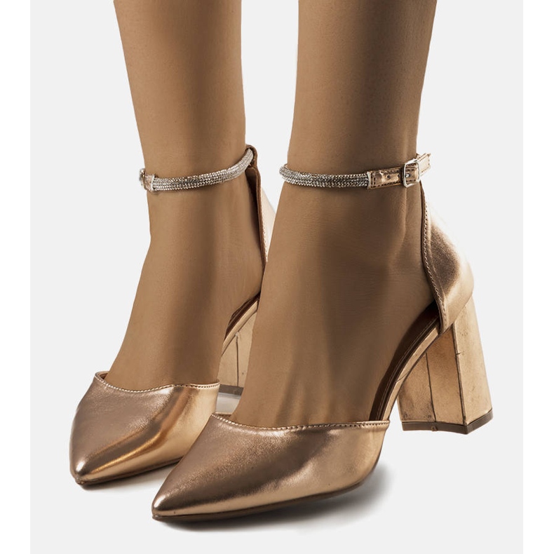 BM Champagnerpumps von Leighton mit Zirkonia golden 1