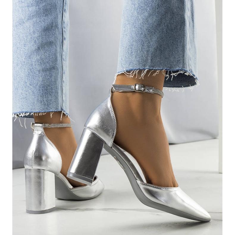 BM Silberne Pumps mit Zirkonia von Leighton silber- 1