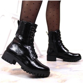 Isolierte, lackierte Stiefeletten Jezzi W JEZ369 schwarz 2