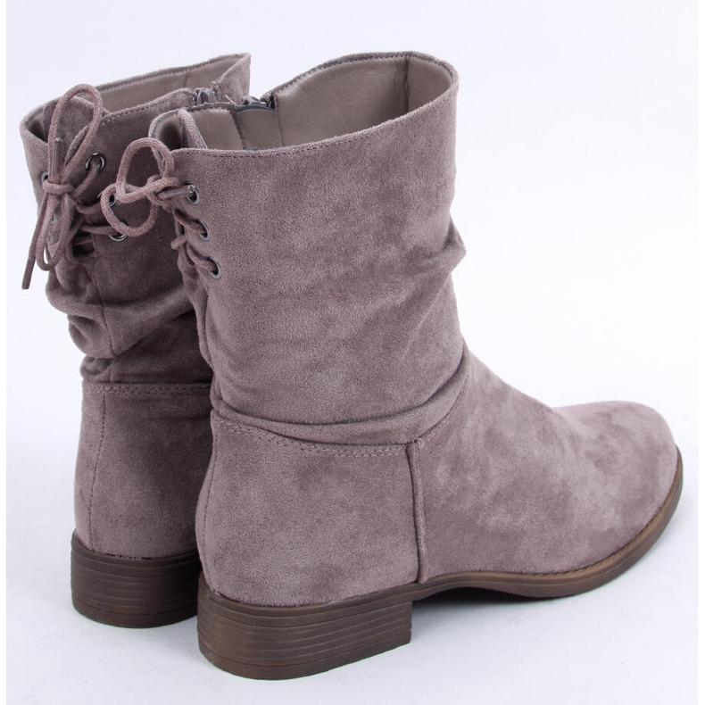 PA1 Theda Khaki flache Wildlederstiefel beige 2