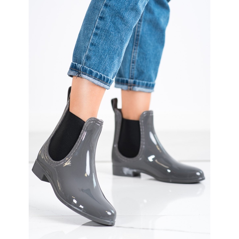 Glänzende kurze Regenstiefel grau 1