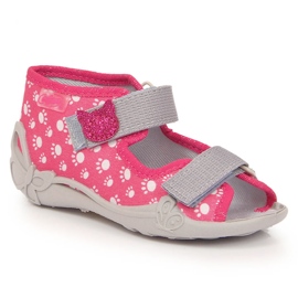 Mädchen-Slipper mit Klettverschluss und Katzenslip auf rosa Befado 1