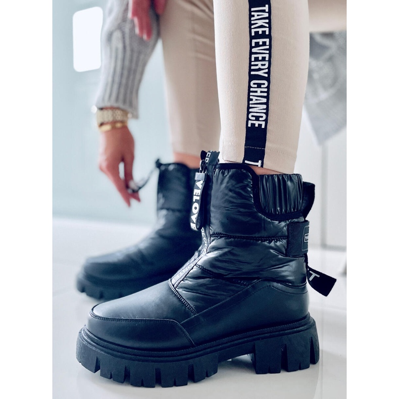 BM Isolierte Schneestiefel von Joanie Black schwarz 2