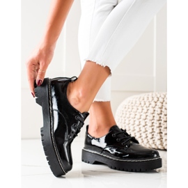 Schwarze VINCEZA Schuhe 2