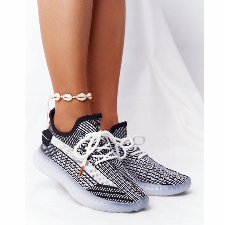 PA1 Sportschuhe auf einer Gelsohle Schwarz Freestyler weiß 2