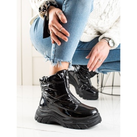 Schneeschuhe auf der VINCEZA-Plattform schwarz 2