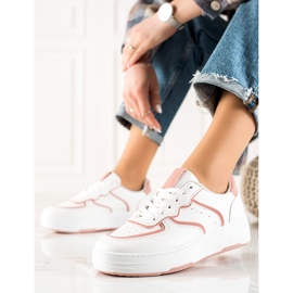 Weide Bequeme lässige Turnschuhe weiß 1