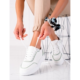 SHELOVET Turnschuhe mit grünem Einsatz weiß 1