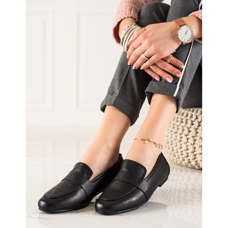 La.Fi Klassische schwarze Schuhe 1