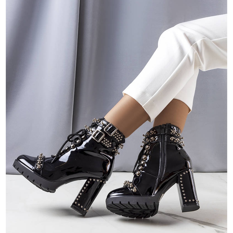 BM Schwarz lackierte Stiefel von Goyo 2