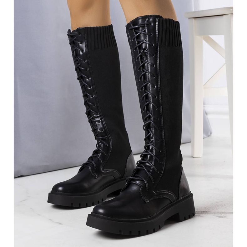 BM Schwarze Schnürboots von Monren 1