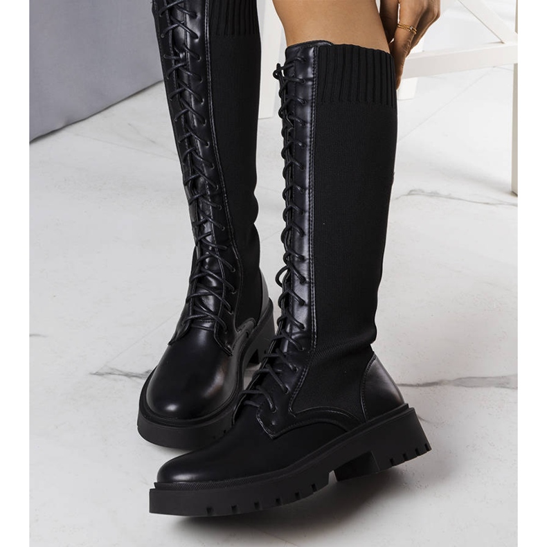 BM Schwarze Schnürboots von Monren 2