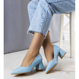 BM Blaue Pumps mit Absatz von Migne 1