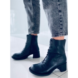 PA1 Rollo Schwarze High Heels 1