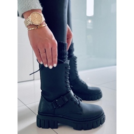 BM Kieran Schwarze flache Schnürstiefel 1