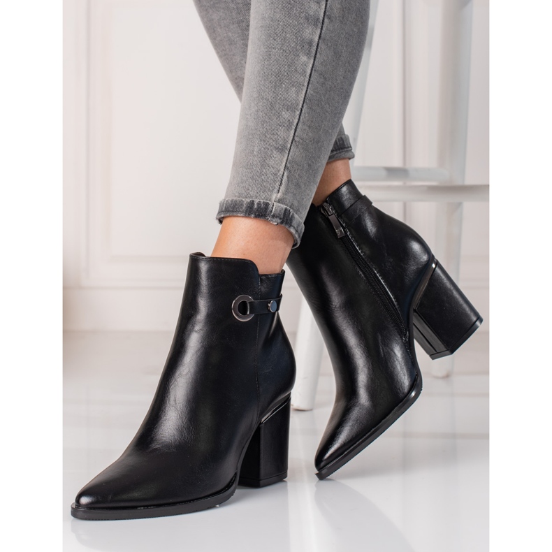 W. Potocki Damenstiefel Potocki auf einem schwarzen Pfosten 1