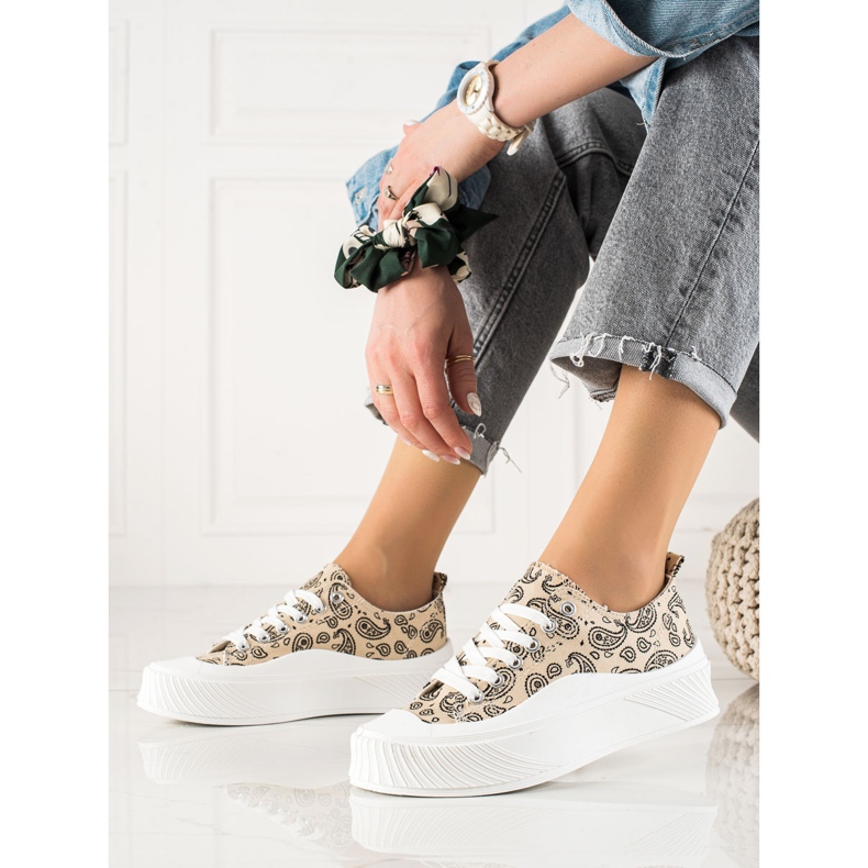 Seastar Mode-Design-Turnschuhe beige schwarz 1