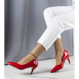 Rot lackierte Pumps von Hadlee 1