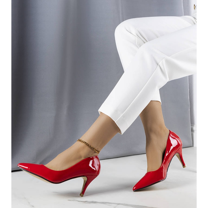 Rot lackierte Pumps von Hadlee 1