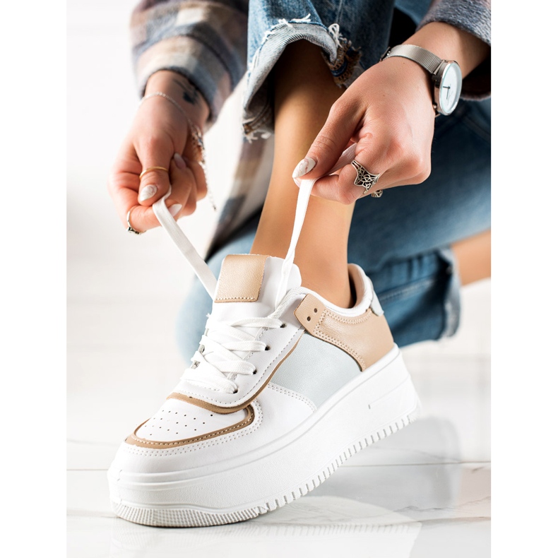 TRENDI Modische Sneakers auf breiter Plattform mehrfarbig 1