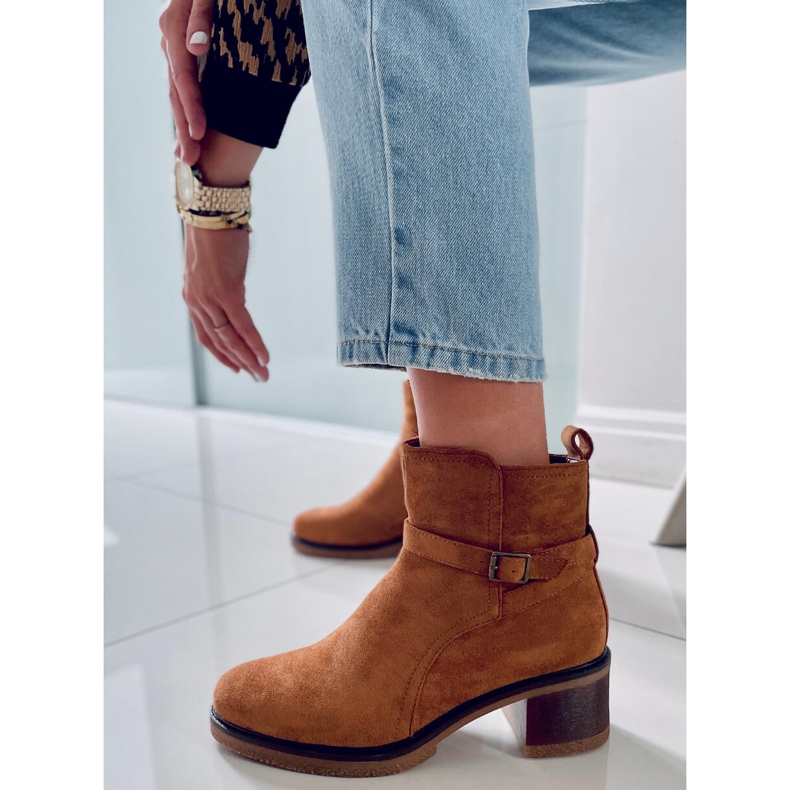 BM Aretha Camel Stiefel mit breitem Absatz braun 2