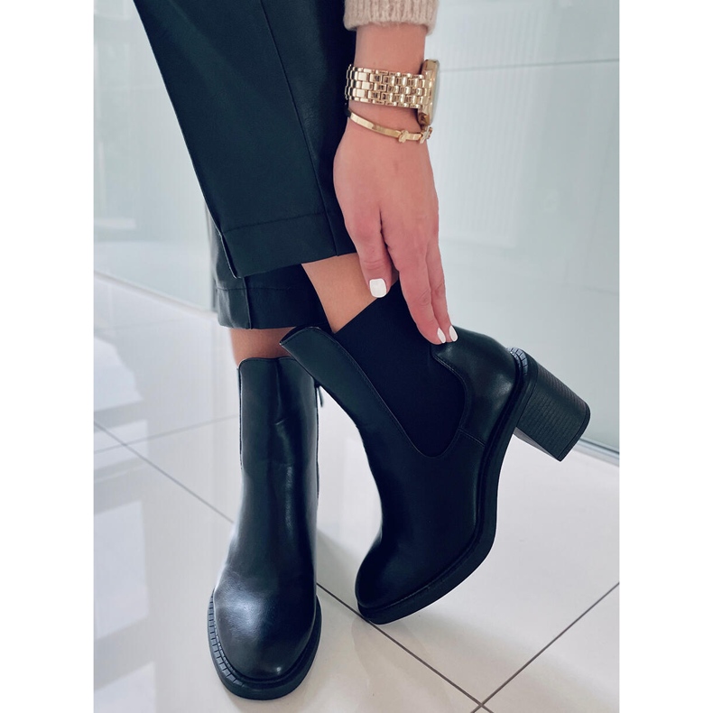 BM Klassische Clea Black Stiefel mit hohen Absätzen schwarz 2